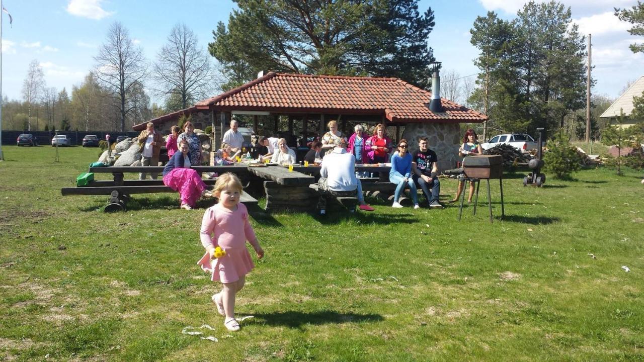 Paeevatalu Camping 호텔 Vilusi 외부 사진